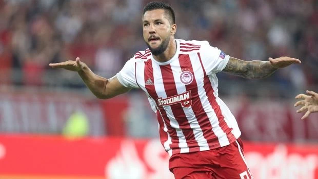 «Τεντώνει» το σεντόνι του Champions League o Ολυμπιακός, 4-0 την Κράσνονταρ